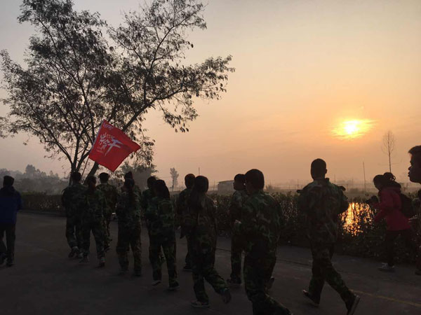 情人節(jié)，金艾陶撒的這狗糧，我干了！