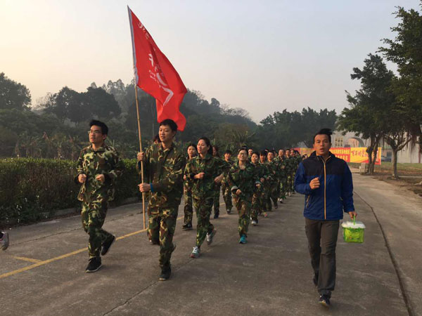 情人節(jié)，金艾陶撒的這狗糧，我干了！