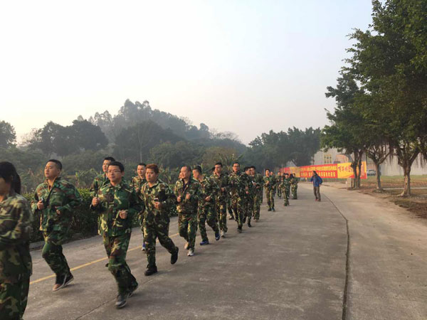 情人節(jié)，金艾陶撒的這狗糧，我干了！