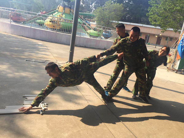 情人節(jié)，金艾陶撒的這狗糧，我干了！