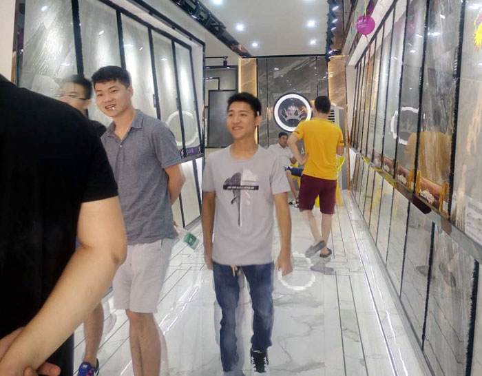 金艾陶 瓷磚代理  陶瓷一線品牌 普寧 開業(yè)