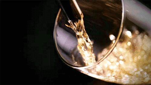 紅酒不僅僅是一杯佳釀這么簡單,它所意味的更是一種臻純曼妙的生活境界。而瓷磚,也需要細細品味,才能真正讀懂它。9月20日,陶瓷一線品牌金艾陶瓷磚潮安專賣店邀您共同開啟一場優雅人生的品味之旅。