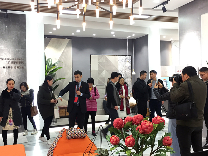 金艾陶2017年終總結(jié)暨表彰大會(huì)盛大召開(kāi)